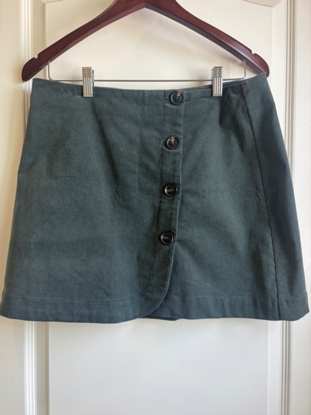 Grade & Gather Hunter Green Corduroy Button Front Mini Skirt Large